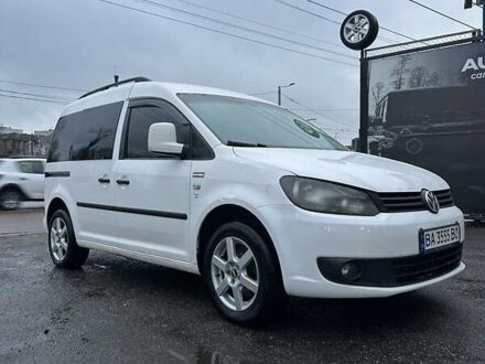 Белый Фольксваген Кадди, объемом двигателя 2 л и пробегом 400 тыс. км за 8800 $, фото 1 на Automoto.ua