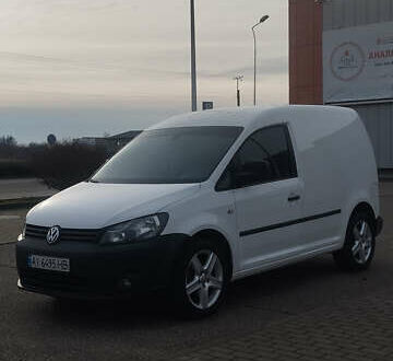 Білий Фольксваген Кадді, об'ємом двигуна 1.6 л та пробігом 398 тис. км за 8300 $, фото 1 на Automoto.ua