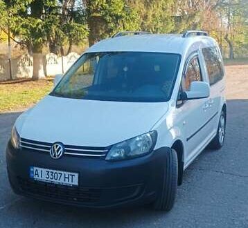 Белый Фольксваген Кадди, объемом двигателя 1.6 л и пробегом 266 тыс. км за 11500 $, фото 1 на Automoto.ua