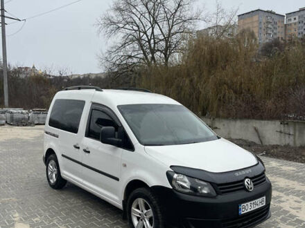 Белый Фольксваген Кадди, объемом двигателя 1.6 л и пробегом 328 тыс. км за 9950 $, фото 1 на Automoto.ua
