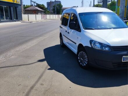 Белый Фольксваген Кадди, объемом двигателя 1.6 л и пробегом 240 тыс. км за 9500 $, фото 1 на Automoto.ua