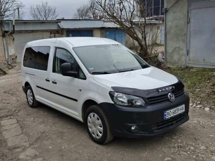 Білий Фольксваген Кадді, об'ємом двигуна 1.6 л та пробігом 228 тис. км за 11950 $, фото 1 на Automoto.ua