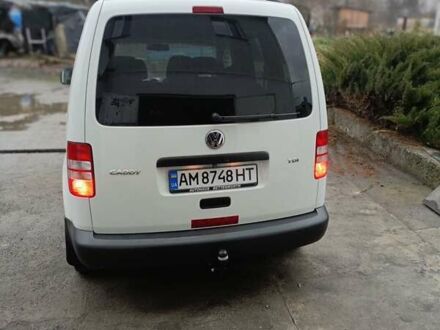 Белый Фольксваген Кадди, объемом двигателя 1.6 л и пробегом 265 тыс. км за 8950 $, фото 1 на Automoto.ua