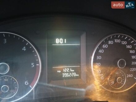 Білий Фольксваген Кадді, об'ємом двигуна 1.6 л та пробігом 396 тис. км за 7300 $, фото 1 на Automoto.ua