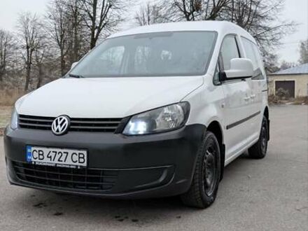 Белый Фольксваген Кадди, объемом двигателя 1.6 л и пробегом 350 тыс. км за 11200 $, фото 1 на Automoto.ua