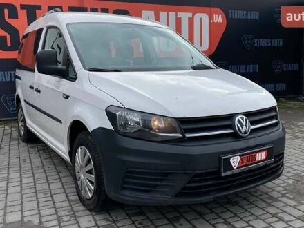 Белый Фольксваген Кадди, объемом двигателя 1.97 л и пробегом 142 тыс. км за 11700 $, фото 1 на Automoto.ua
