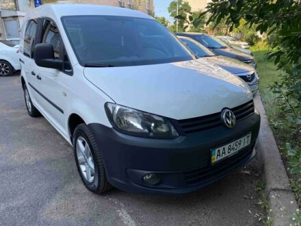 Білий Фольксваген Кадді, об'ємом двигуна 1.6 л та пробігом 320 тис. км за 9469 $, фото 1 на Automoto.ua
