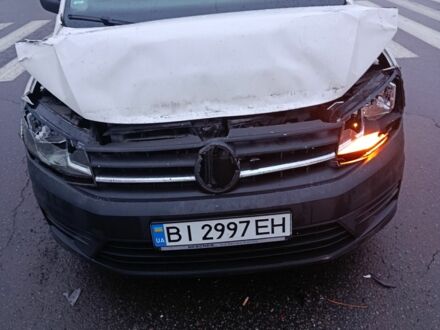 Белый Фольксваген Кадди, объемом двигателя 2 л и пробегом 176 тыс. км за 4700 $, фото 1 на Automoto.ua