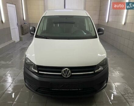 Білий Фольксваген Кадді, об'ємом двигуна 1.6 л та пробігом 99 тис. км за 15000 $, фото 1 на Automoto.ua