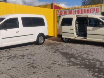 Фольксваген Кадди 2015 в Хмельницком на Automoto.ua Белый Фольксваген Кадди, объемом двигателя 2 л и пробегом 280 тыс. км за 9899 $, фото 1 на Automoto.ua