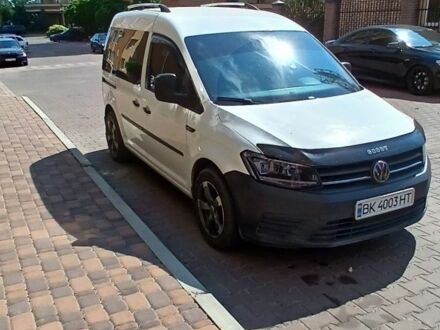 Белый Фольксваген Кадди, объемом двигателя 1.6 л и пробегом 270 тыс. км за 12400 $, фото 1 на Automoto.ua