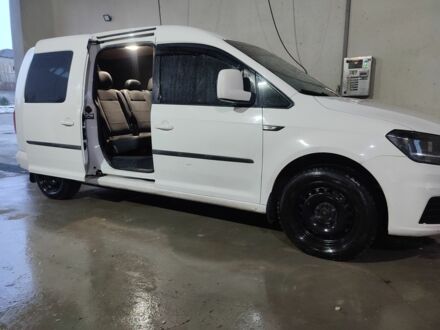 Белый Фольксваген Кадди, объемом двигателя 0 л и пробегом 206 тыс. км за 11500 $, фото 1 на Automoto.ua