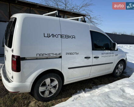 Белый Фольксваген Кадди, объемом двигателя 1.97 л и пробегом 294 тыс. км за 12300 $, фото 1 на Automoto.ua