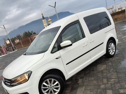 Белый Фольксваген Кадди, объемом двигателя 2 л и пробегом 206 тыс. км за 14600 $, фото 1 на Automoto.ua