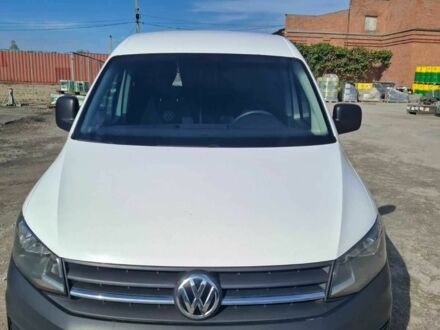 Белый Фольксваген Кадди, объемом двигателя 1.6 л и пробегом 289 тыс. км за 10000 $, фото 1 на Automoto.ua