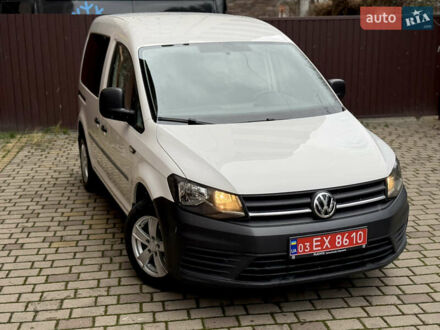 Белый Фольксваген Кадди, объемом двигателя 1.97 л и пробегом 213 тыс. км за 13800 $, фото 1 на Automoto.ua