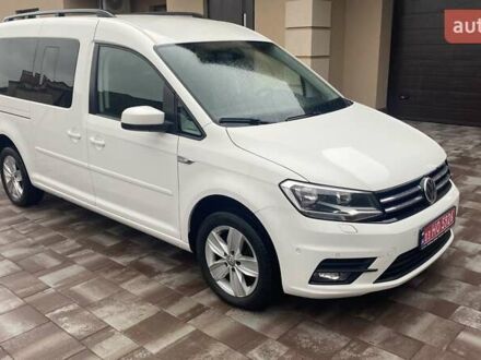 Белый Фольксваген Кадди, объемом двигателя 1.97 л и пробегом 256 тыс. км за 17800 $, фото 1 на Automoto.ua