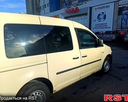 Бежевий Фольксваген Кадді, об'ємом двигуна 2 л та пробігом 252 тис. км за 9000 $, фото 3 на Automoto.ua