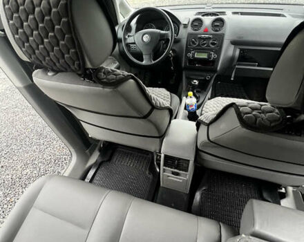 Бежевий Фольксваген Кадді, об'ємом двигуна 1.9 л та пробігом 350 тис. км за 9200 $, фото 23 на Automoto.ua