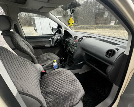 Бежевий Фольксваген Кадді, об'ємом двигуна 1.9 л та пробігом 350 тис. км за 9200 $, фото 24 на Automoto.ua