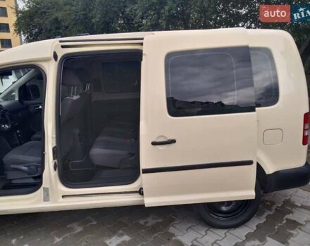Бежевый Фольксваген Кадди, объемом двигателя 2 л и пробегом 252 тыс. км за 9300 $, фото 10 на Automoto.ua