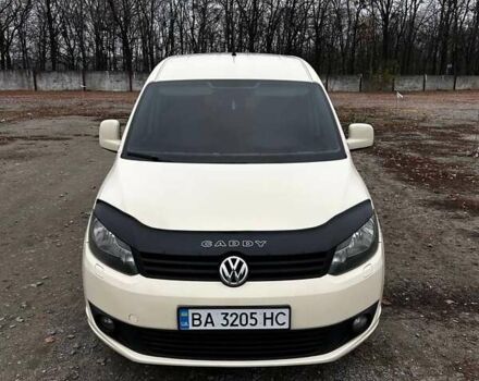 Бежевый Фольксваген Кадди, объемом двигателя 1.6 л и пробегом 250 тыс. км за 10300 $, фото 5 на Automoto.ua