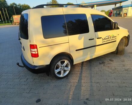 Бежевий Фольксваген Кадді, об'ємом двигуна 1.6 л та пробігом 350 тис. км за 11000 $, фото 3 на Automoto.ua