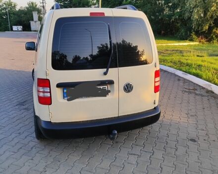 Бежевий Фольксваген Кадді, об'ємом двигуна 1.6 л та пробігом 350 тис. км за 11000 $, фото 1 на Automoto.ua