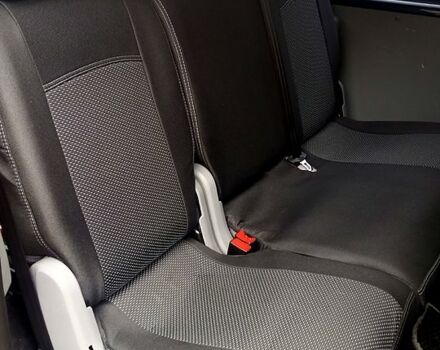 Черный Фольксваген Кадди, объемом двигателя 1.6 л и пробегом 70 тыс. км за 7000 $, фото 7 на Automoto.ua