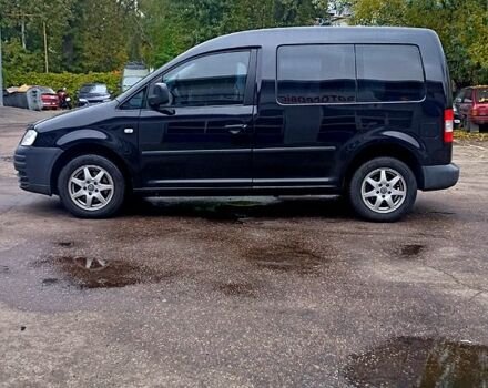 Черный Фольксваген Кадди, объемом двигателя 1.6 л и пробегом 70 тыс. км за 7000 $, фото 1 на Automoto.ua