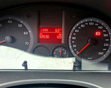 Черный Фольксваген Кадди, объемом двигателя 1.6 л и пробегом 70 тыс. км за 7000 $, фото 8 на Automoto.ua