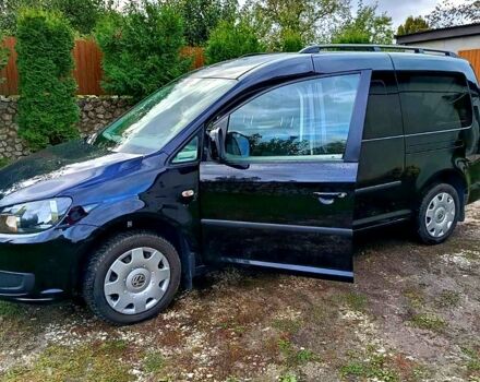 Черный Фольксваген Кадди, объемом двигателя 1.6 л и пробегом 172 тыс. км за 10500 $, фото 6 на Automoto.ua