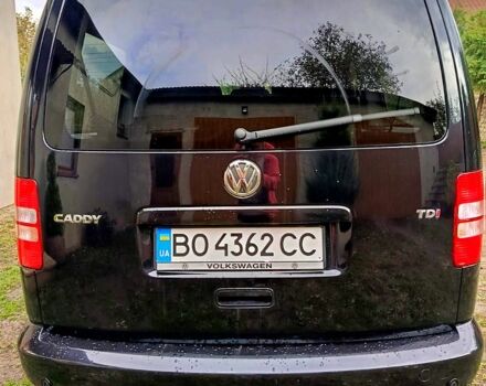 Черный Фольксваген Кадди, объемом двигателя 1.6 л и пробегом 172 тыс. км за 10500 $, фото 7 на Automoto.ua