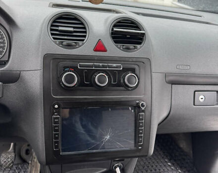 Чорний Фольксваген Кадді, об'ємом двигуна 1.6 л та пробігом 365 тис. км за 7500 $, фото 10 на Automoto.ua