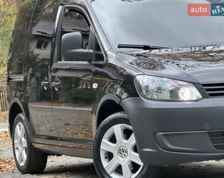Черный Фольксваген Кадди, объемом двигателя 1.2 л и пробегом 236 тыс. км за 5950 $, фото 36 на Automoto.ua
