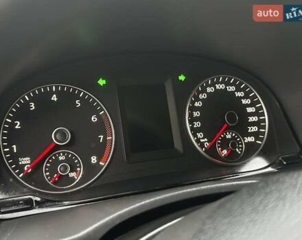 Черный Фольксваген Кадди, объемом двигателя 1.2 л и пробегом 236 тыс. км за 5950 $, фото 60 на Automoto.ua