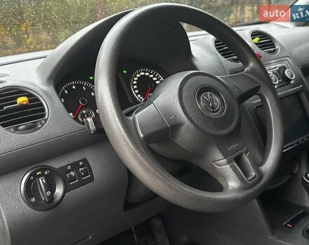 Черный Фольксваген Кадди, объемом двигателя 1.2 л и пробегом 236 тыс. км за 5950 $, фото 61 на Automoto.ua