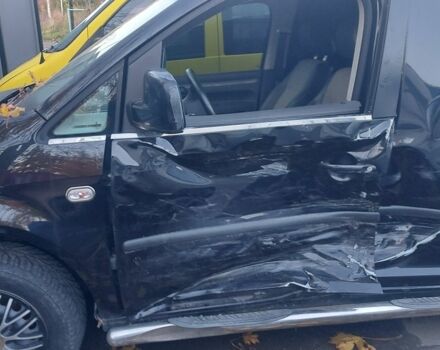 Фольксваген Кадди 2011 в Луцке на Automoto.ua Черный Фольксваген Кадди, объемом двигателя 1.6 л и пробегом 220 тыс. км за 5242 $, фото 1 на Automoto.ua