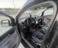 Черный Фольксваген Кадди, объемом двигателя 1.9 л и пробегом 305 тыс. км за 5600 $, фото 5 на Automoto.ua