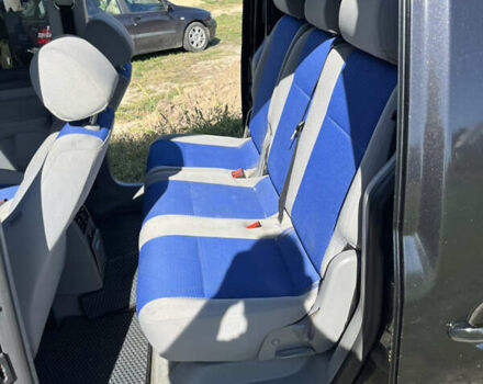 Черный Фольксваген Кадди, объемом двигателя 1.6 л и пробегом 254 тыс. км за 6500 $, фото 5 на Automoto.ua