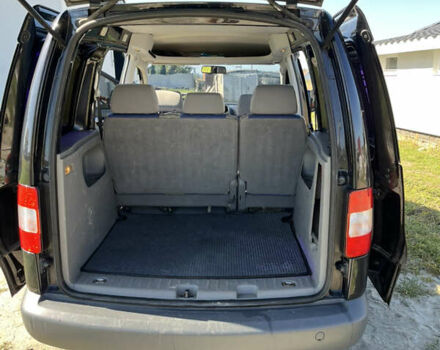 Черный Фольксваген Кадди, объемом двигателя 1.6 л и пробегом 254 тыс. км за 6500 $, фото 2 на Automoto.ua