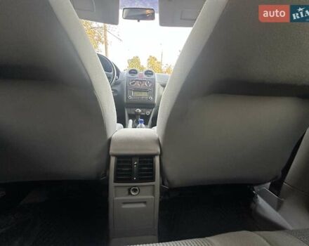 Черный Фольксваген Кадди, объемом двигателя 1.6 л и пробегом 236 тыс. км за 6850 $, фото 2 на Automoto.ua