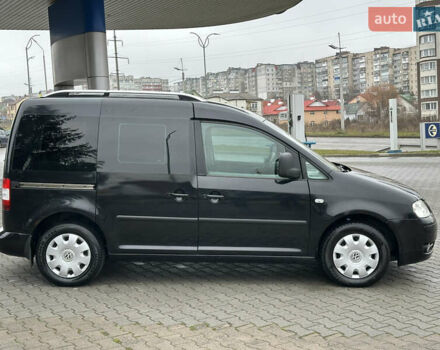 Черный Фольксваген Кадди, объемом двигателя 1.9 л и пробегом 285 тыс. км за 5900 $, фото 2 на Automoto.ua