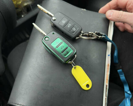 Черный Фольксваген Кадди, объемом двигателя 1.9 л и пробегом 222 тыс. км за 6200 $, фото 22 на Automoto.ua