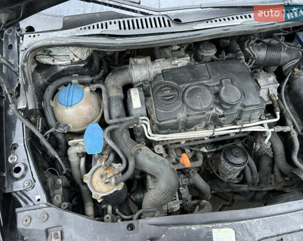 Черный Фольксваген Кадди, объемом двигателя 1.9 л и пробегом 285 тыс. км за 5900 $, фото 34 на Automoto.ua