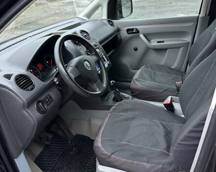 Черный Фольксваген Кадди, объемом двигателя 1.9 л и пробегом 285 тыс. км за 5900 $, фото 22 на Automoto.ua