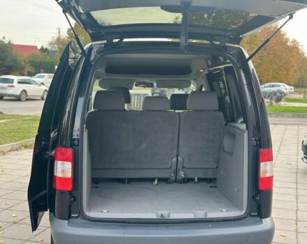 Черный Фольксваген Кадди, объемом двигателя 1.6 л и пробегом 236 тыс. км за 6850 $, фото 6 на Automoto.ua