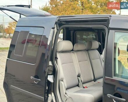 Черный Фольксваген Кадди, объемом двигателя 1.6 л и пробегом 236 тыс. км за 6850 $, фото 10 на Automoto.ua