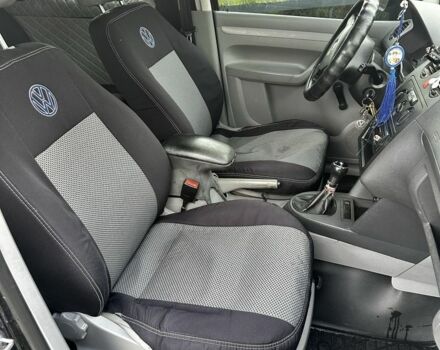 Черный Фольксваген Кадди, объемом двигателя 2 л и пробегом 428 тыс. км за 4300 $, фото 5 на Automoto.ua