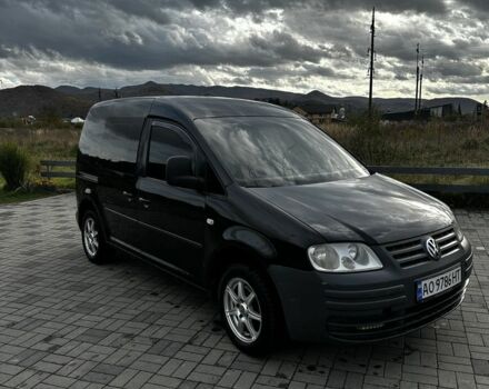 Черный Фольксваген Кадди, объемом двигателя 2 л и пробегом 428 тыс. км за 4300 $, фото 2 на Automoto.ua